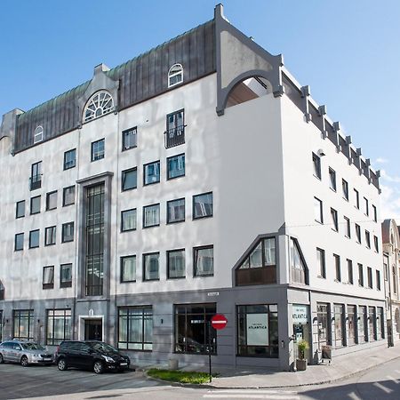 Hotel Four Monkeys Ålesund Exterior foto