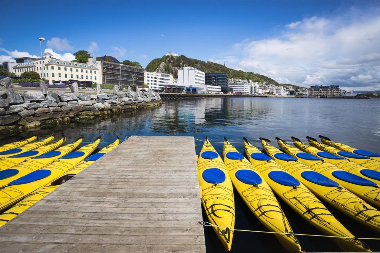 Hotel Four Monkeys Ålesund Exterior foto